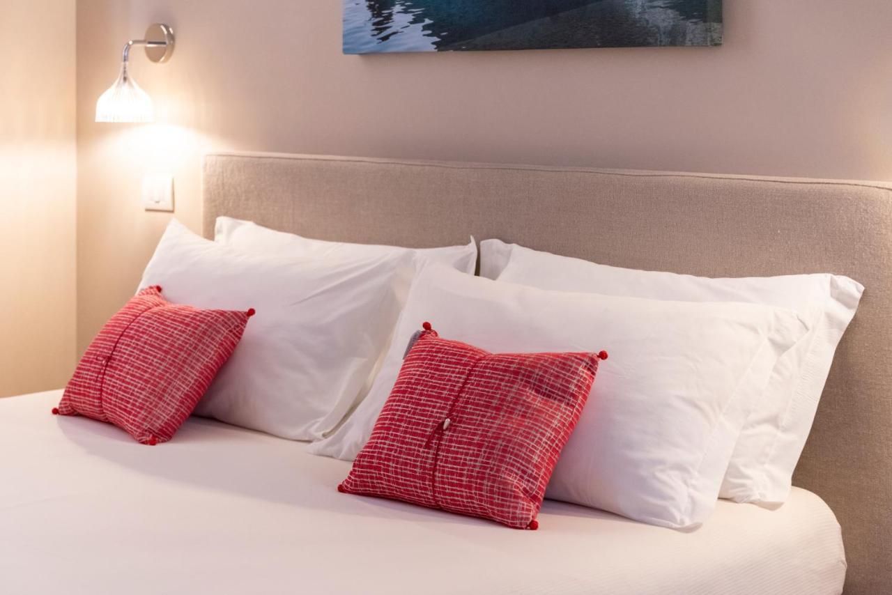 Time To Be - Luxury Apartments Centro Storico ペスキエーラ・デル・ガルダ エクステリア 写真