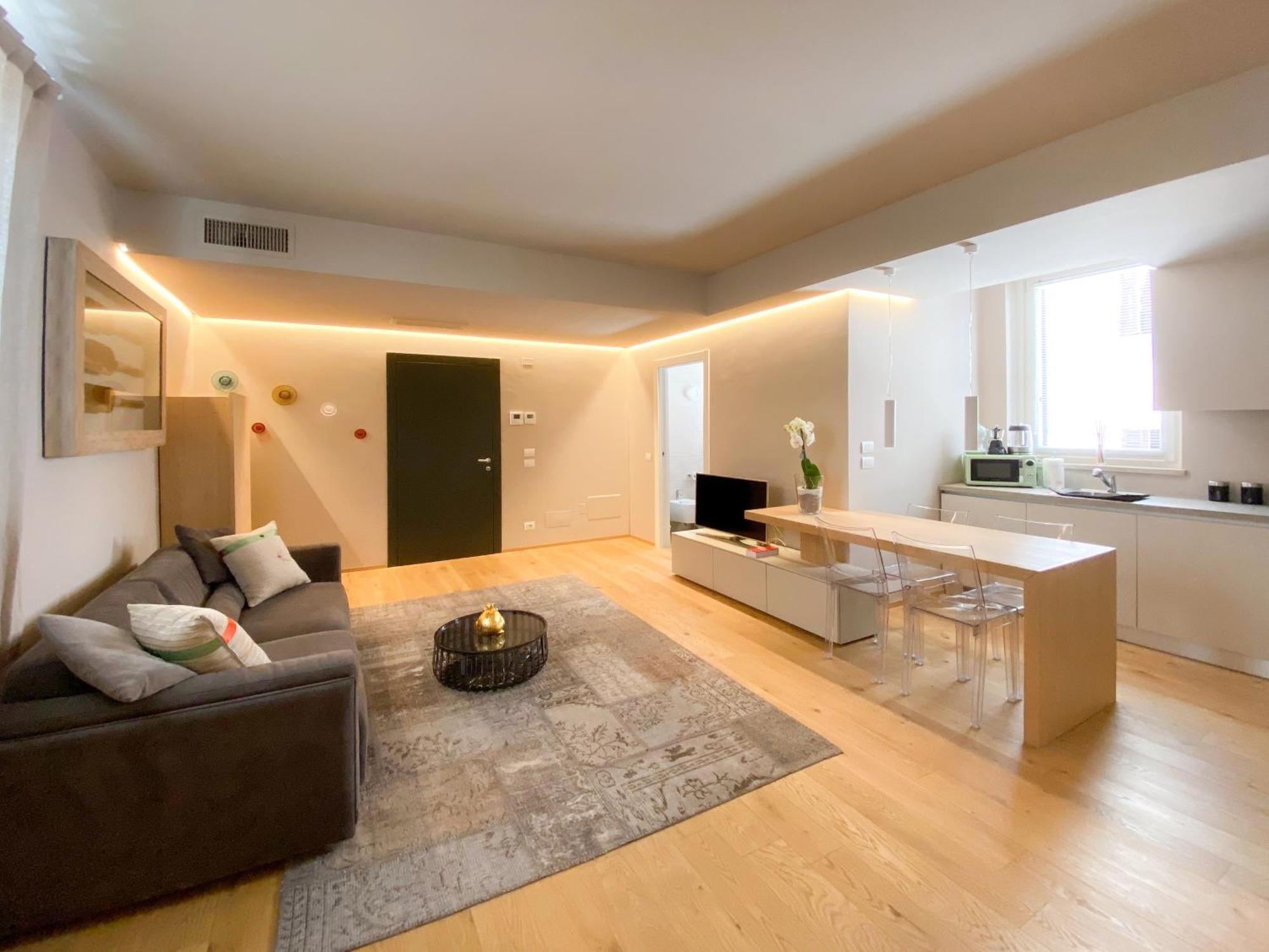 Time To Be - Luxury Apartments Centro Storico ペスキエーラ・デル・ガルダ エクステリア 写真